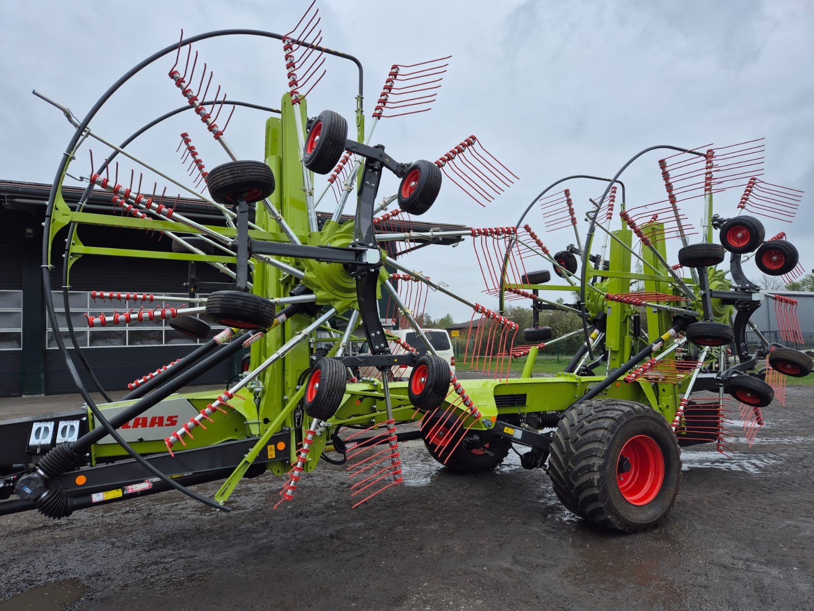 Claas Liner